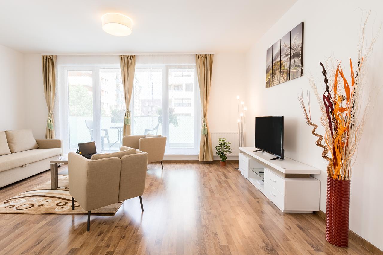Corvin Holiday Apartments Hotel Budapest Luaran gambar