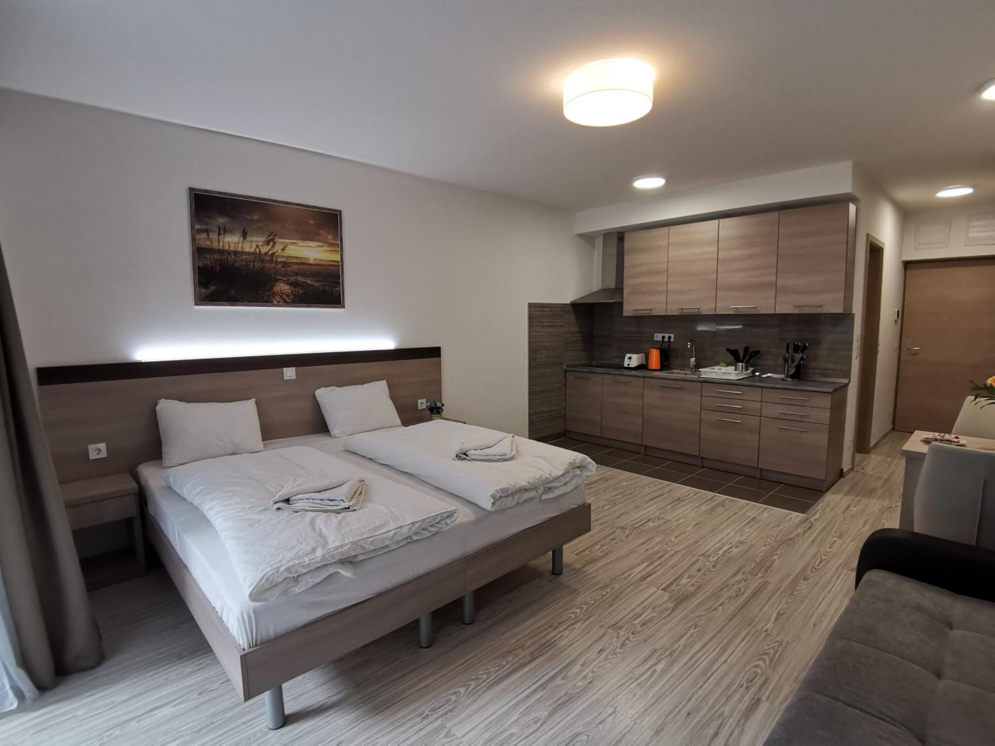 Corvin Holiday Apartments Hotel Budapest Luaran gambar