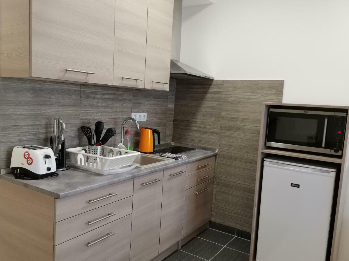 Corvin Holiday Apartments Hotel Budapest Luaran gambar