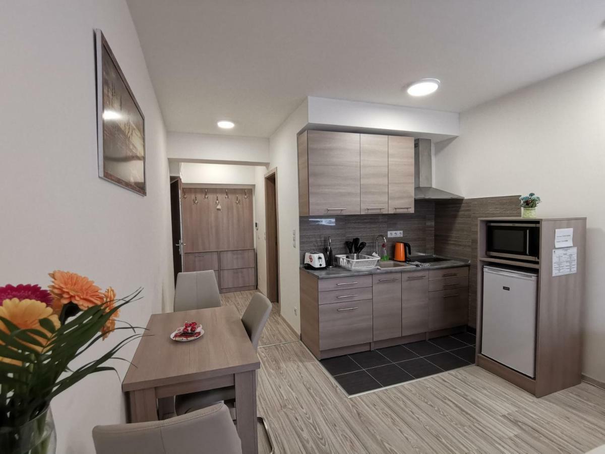 Corvin Holiday Apartments Hotel Budapest Luaran gambar